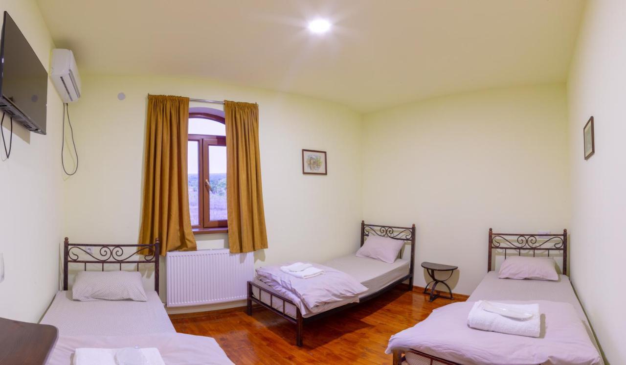 Chateau Tetri Bairagebi White Flags Kisiskhevi Bagian luar foto